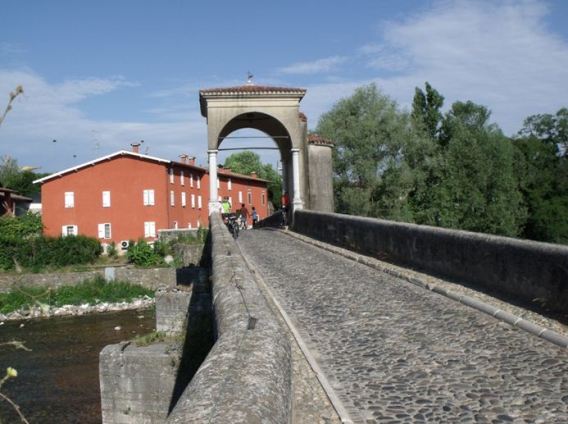 Ponte antico a Pontenove
