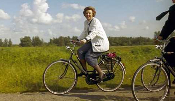 Beatrice d’Olanda lascia il trono della bicycle monarchy