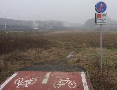 2. Ciclovia dei laghi. Ciclabile Interruptus 2. Ciclovia dei laghi. Ciclabile Interruptus