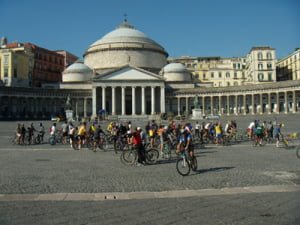 Incidenti stradali: Napoli è la città più sicura