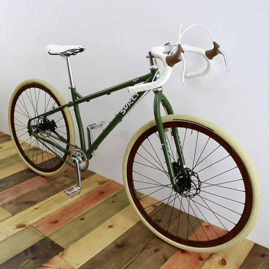 Bici da viaggio Surly