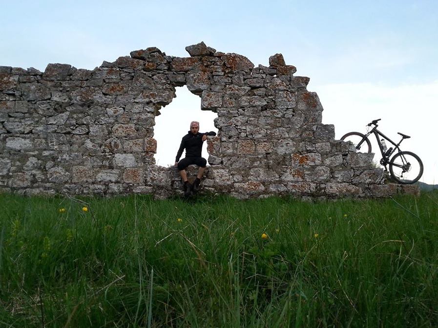 Cicloeremia, in bici alla scoperta dei paesi abbandonati dell’Appennino