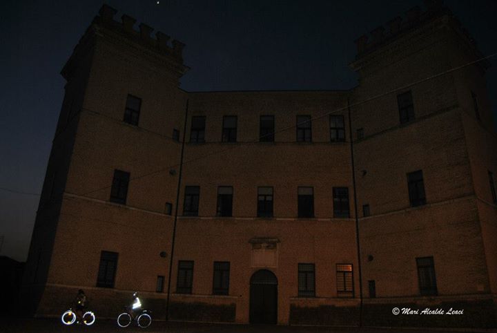 Il castello Estense di Mesola di notte © Mario Leaci