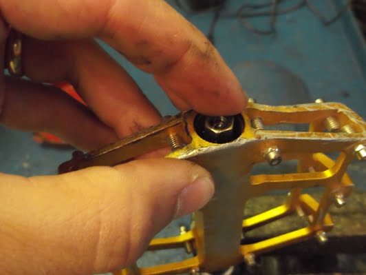 Regolazione pedali flat