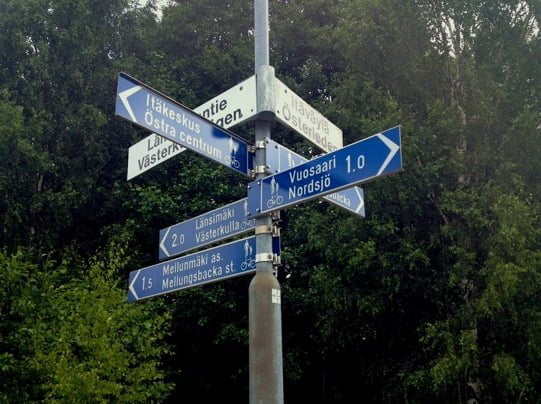 ILARIA_DA_FERRARA_A_CAPO_NORD_FINLANDIA_CARTELLI_STRADALI