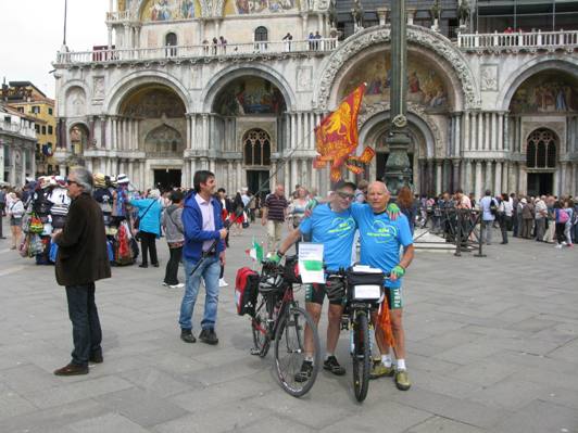 raid-abbraccio-2