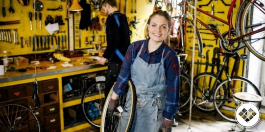 Strongher certifica i negozi di bici girl friendly