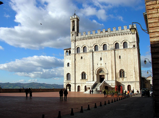 Gubbio-Urbino-Pesaro in bici, per strade secondarie