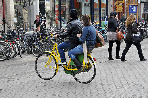 10 cose che forse non sapete su Amsterdam e la bici