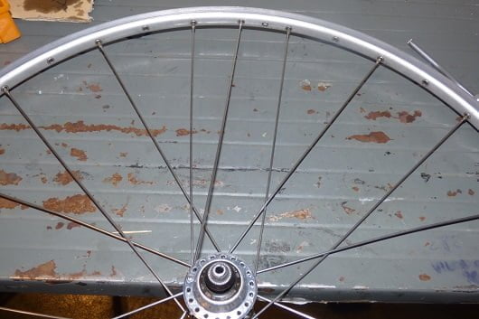 allarga i raggi per farli passare Ruota_55