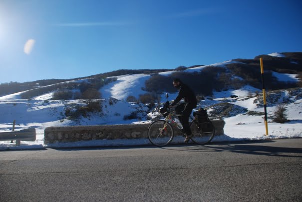 in bici con la neve