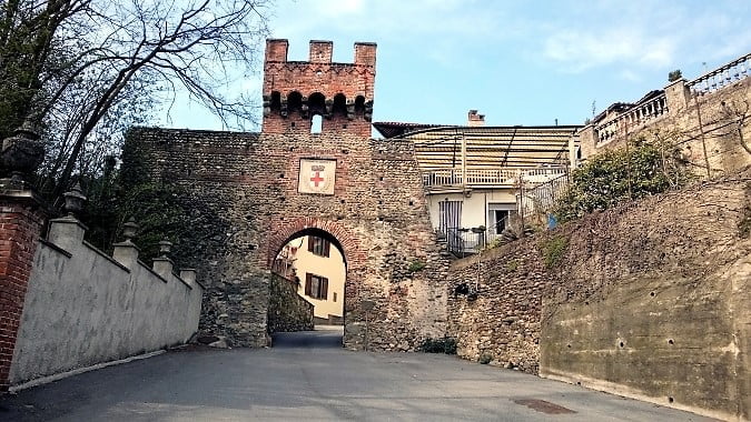 Porta di Salussola