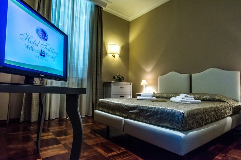 camera hotel