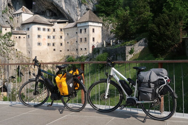 castello di Predjama
