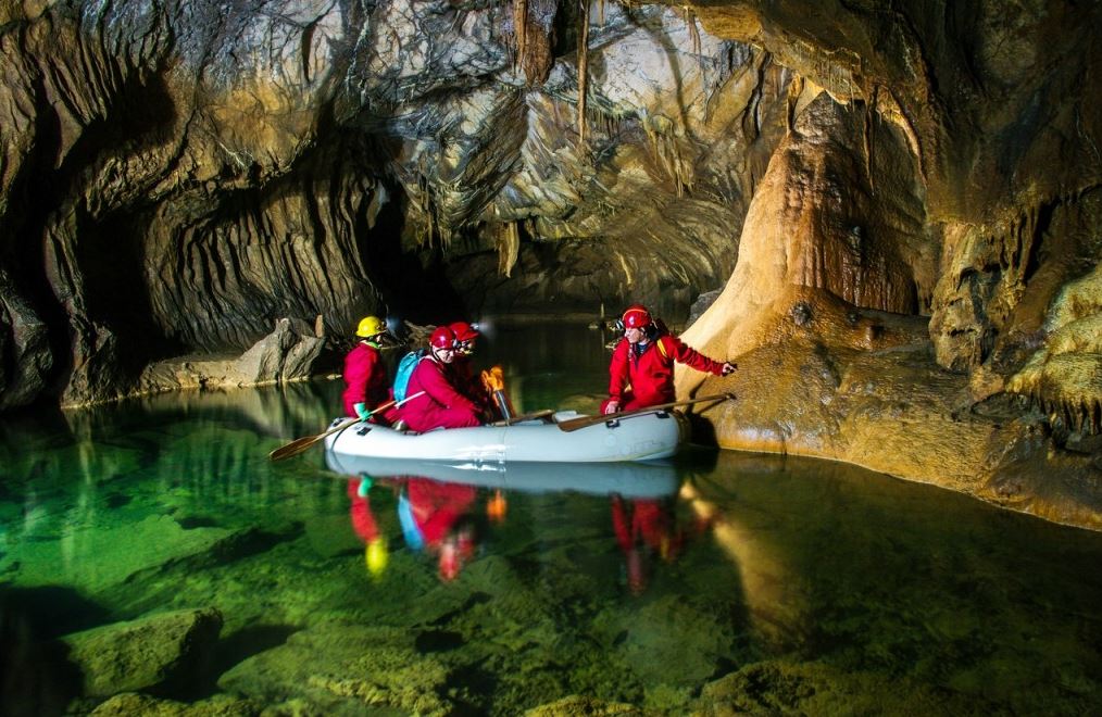 Alla scoperta delle grotte del Carso Sloveno