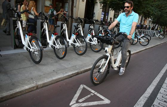 Zone 30 e doppio senso ciclabile: approvato il piano per la mobilità di Madrid