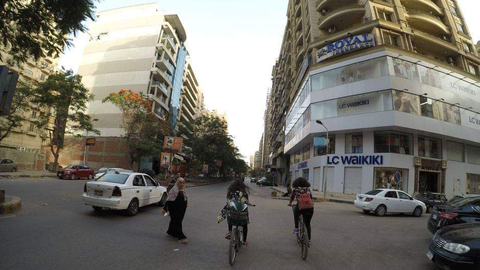 Le donne del Cairo in bici per aiutare i poveri – Reportage ARTE