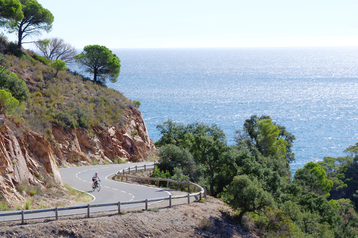 Un nuovo Ebook: “Catalogna: Costa Brava e Pirenei di Girona in bicicletta”