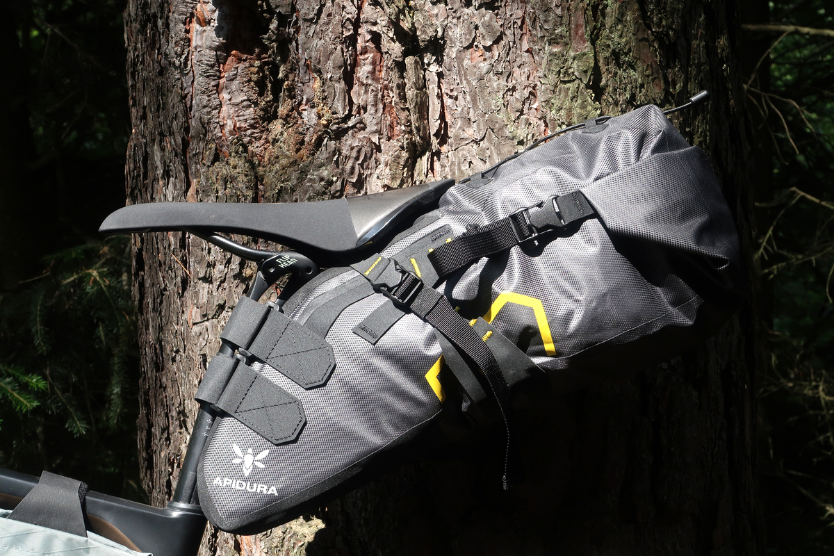 borse bikepacking miss grape apidura pro discover
