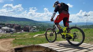 MTB in carbonio, tutti i vantaggi rispetto all’alluminio