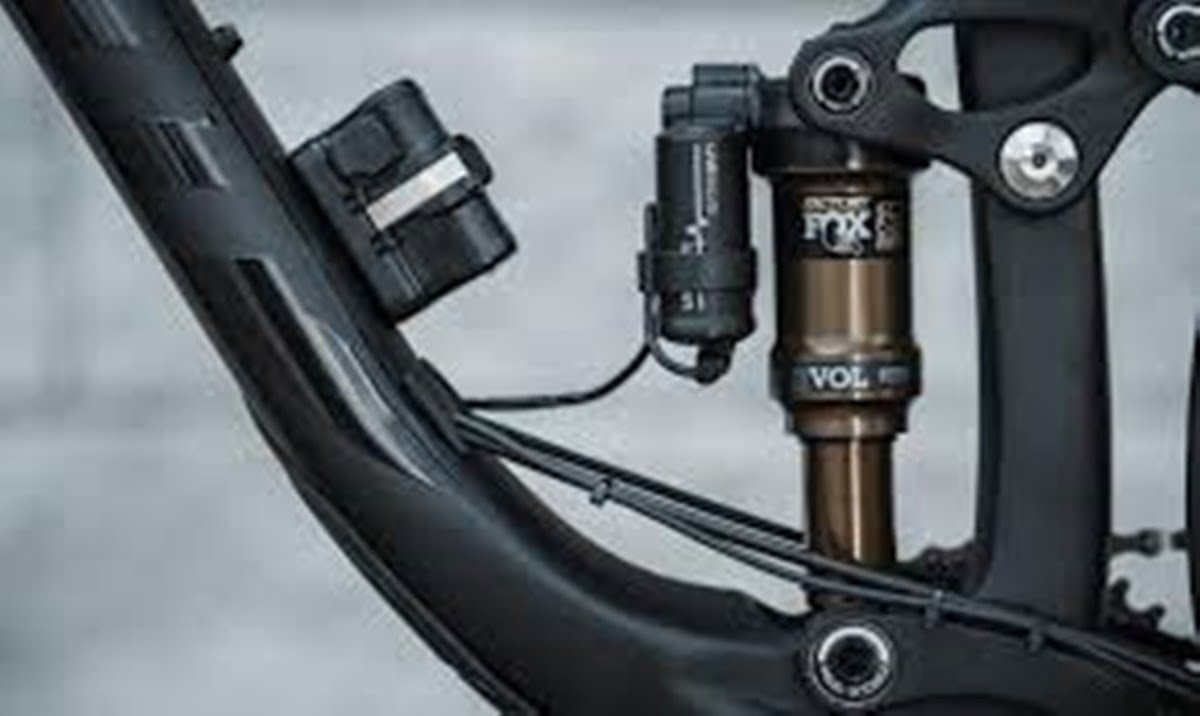 Immagini del LiveValve di fox