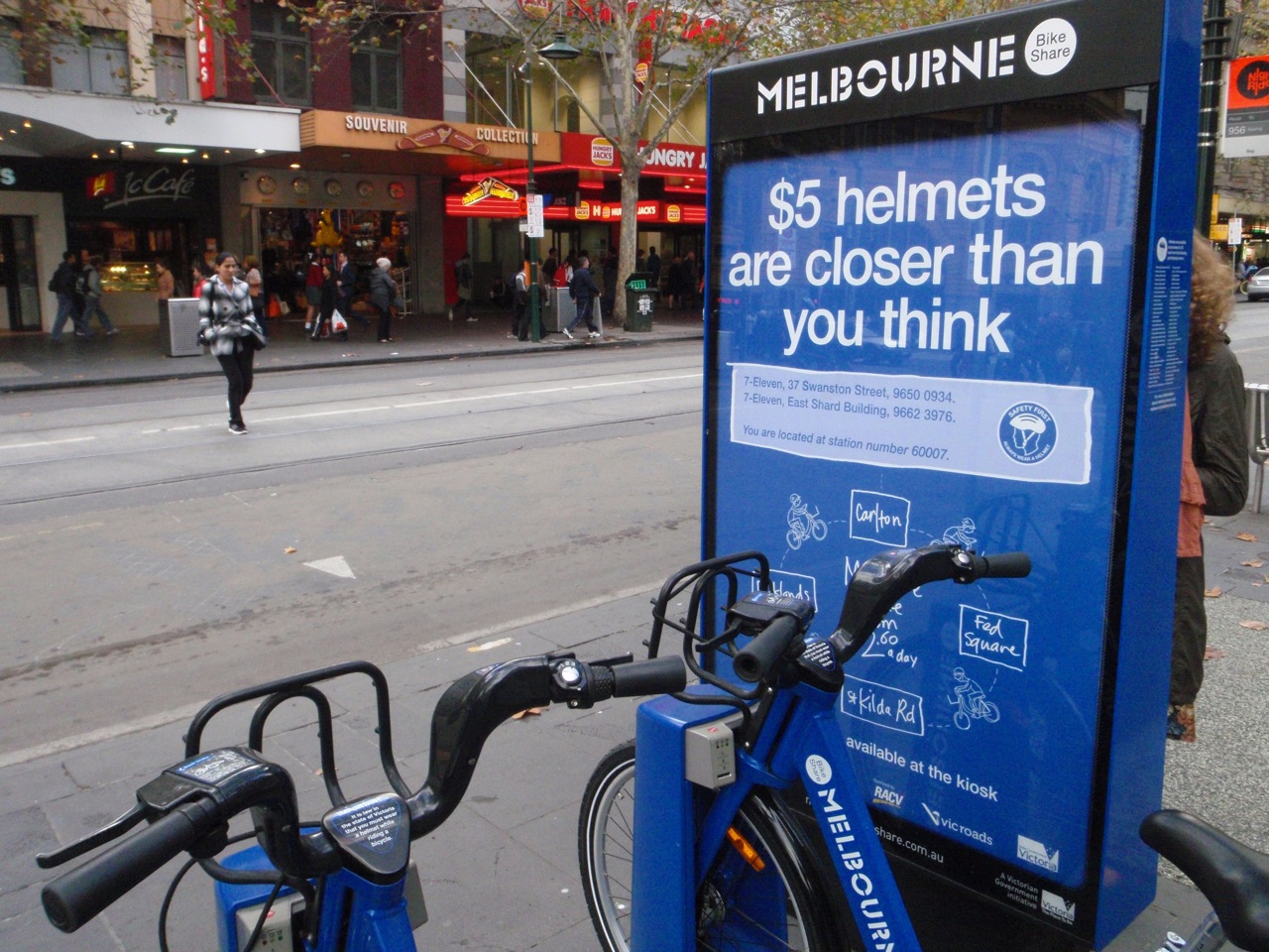 Melbourne dice addio al bike sharing, colpa del casco obbligatorio?