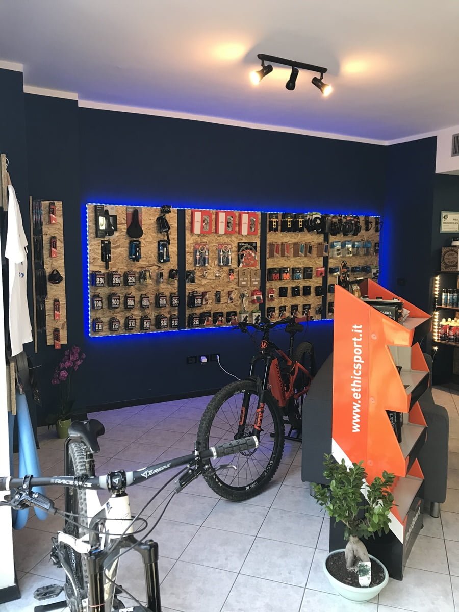 Bikeitalia meccanico Valcelli