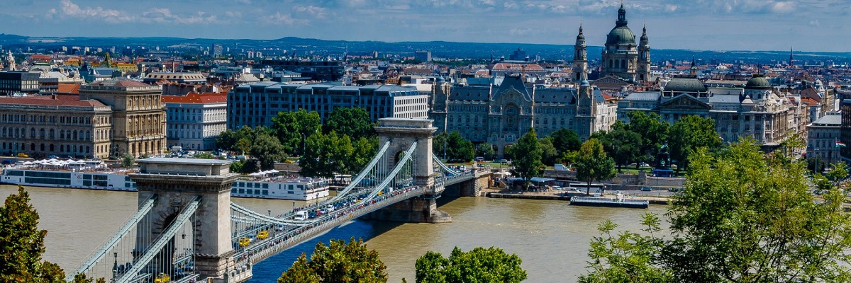 Budapest CONTATTACI
Budapesti Fesztivál-és Turisztikai Központ Nonprofit Kft.