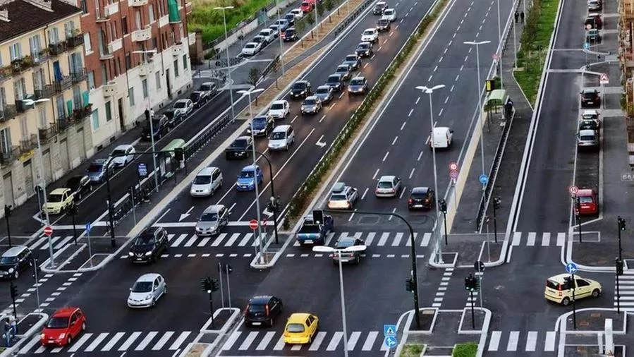 Torino: controviali ciclopedonali per attuare la Rete di Mobilità di Emergenza