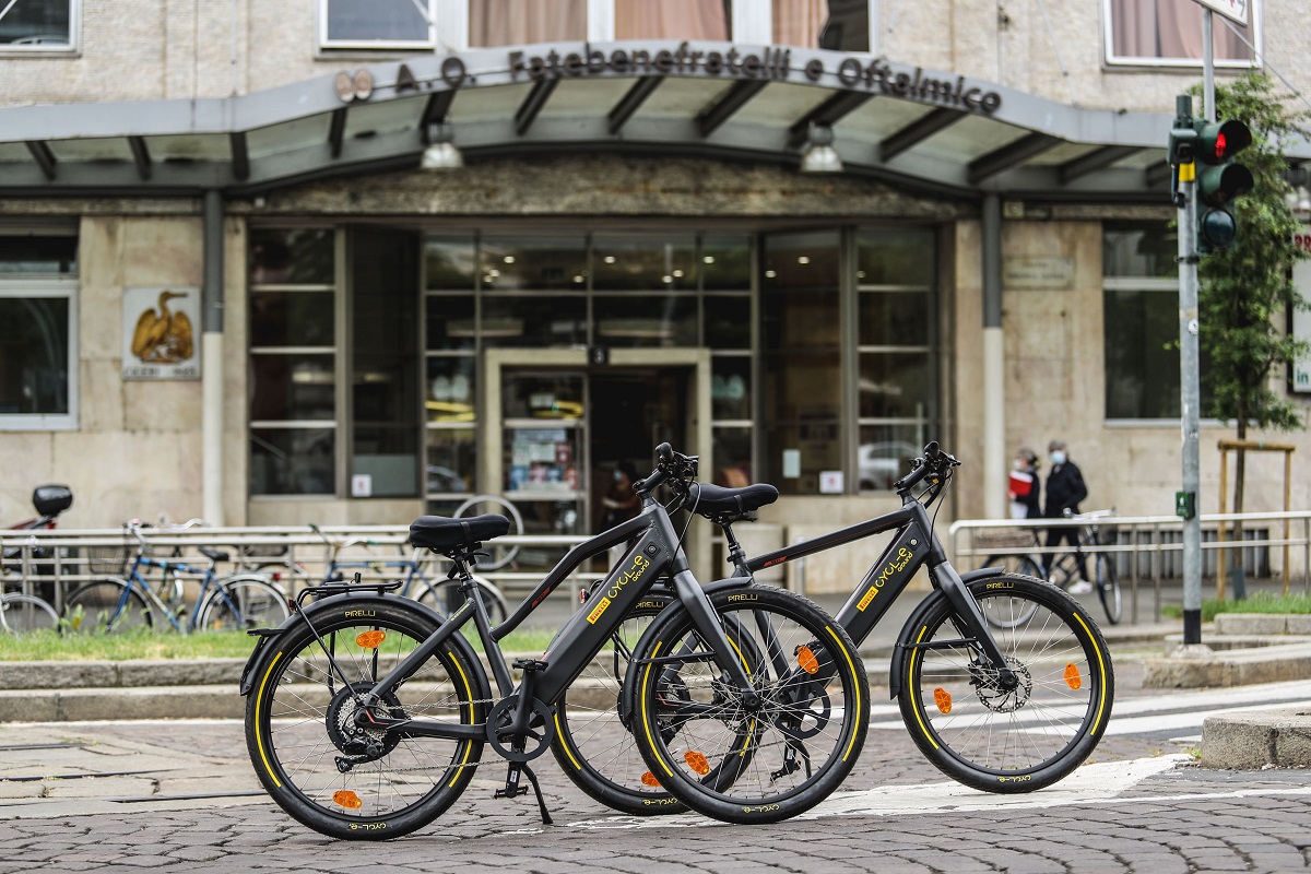 Fase 2: Pirelli offre bici elettriche ai dipendenti dell’Ospedale Sacco di Milano