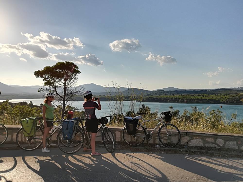 Cicloturismo per tutti: come pianificare un viaggio in bici