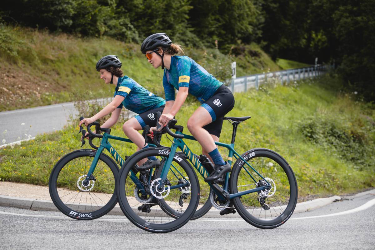 Ciclismo femminile lago di Garda pedalata di 100 chilometri per la Canyon Italia W100