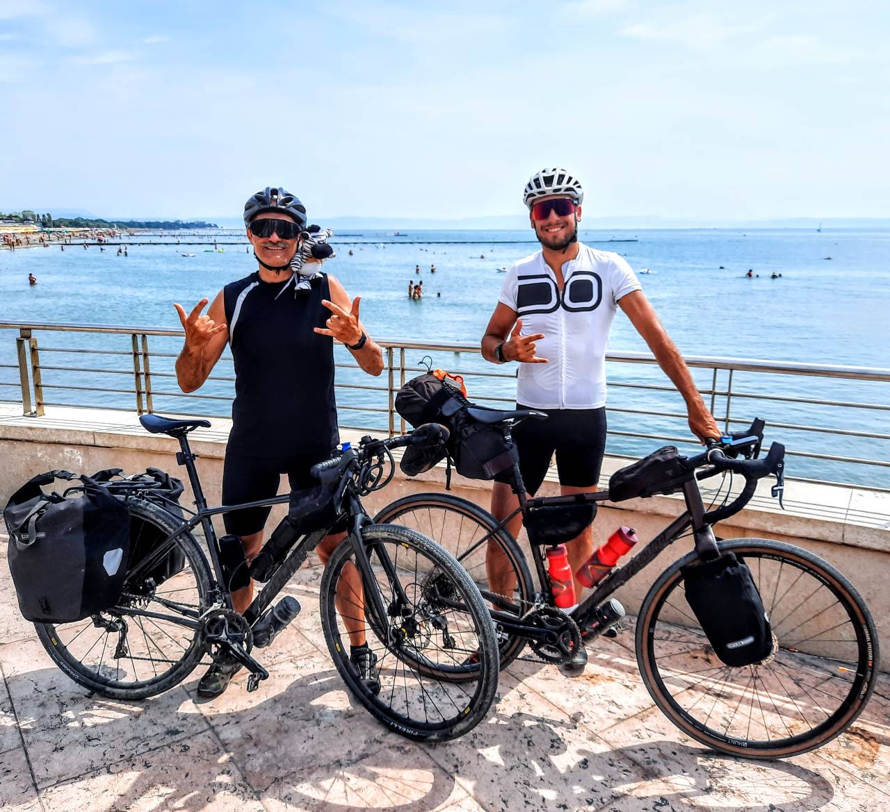 In bici con Remigio arrivo al mare