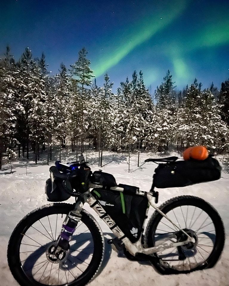 Omar Di Felice circolo polare articolo aurora boreale