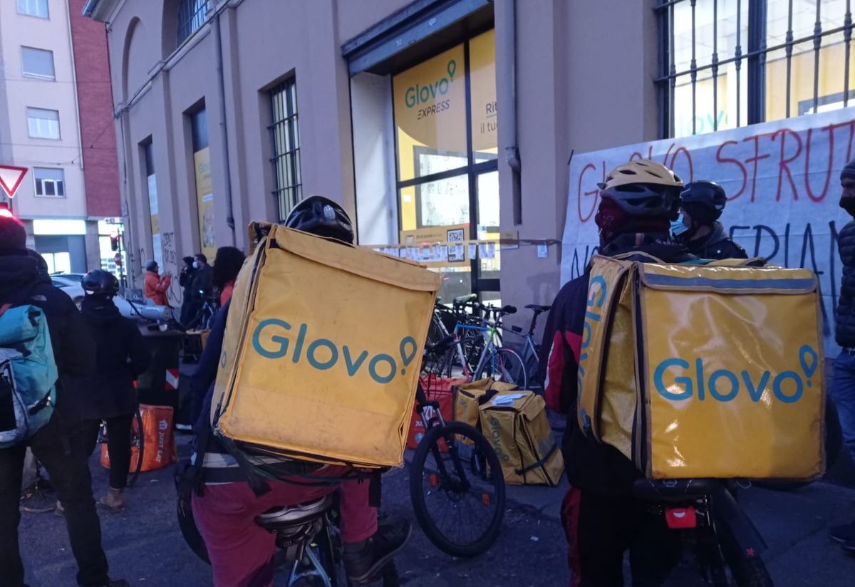 Vita da Rider | Torino: procedure disciplinari per i ciclofattorini in sciopero