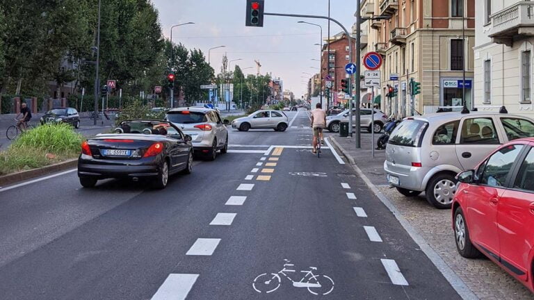 ciclabile viale monza milano