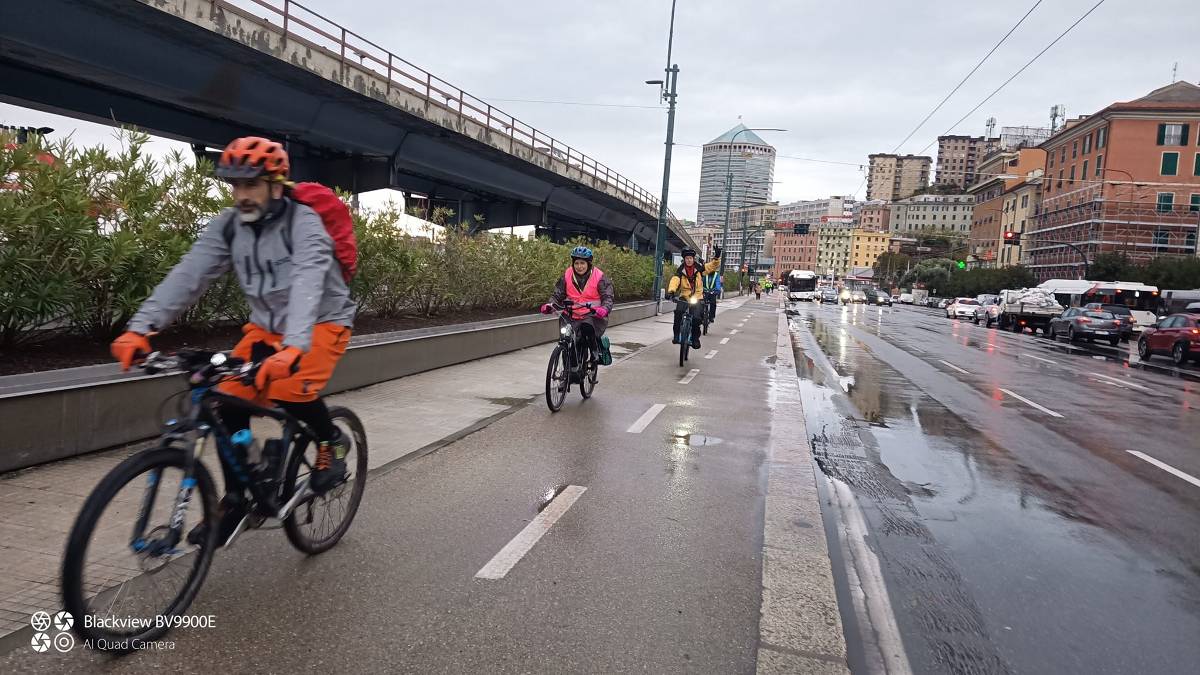 Genova in bici: obiettivo 150 chilometri di ciclabili entro il 2025