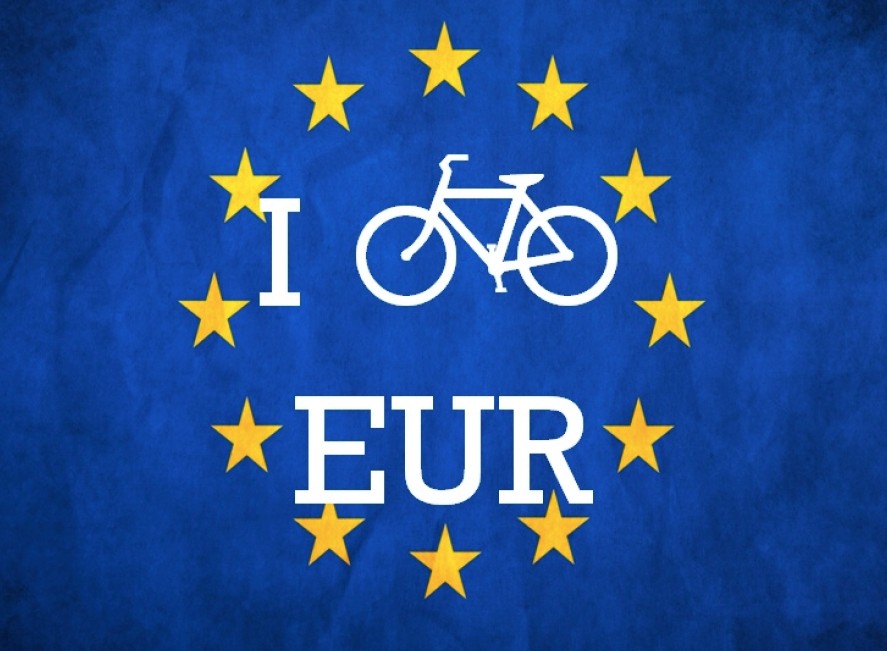L’Europa approva la strategia ciclistica per raddoppiare i chilometri in bici entro il 2030