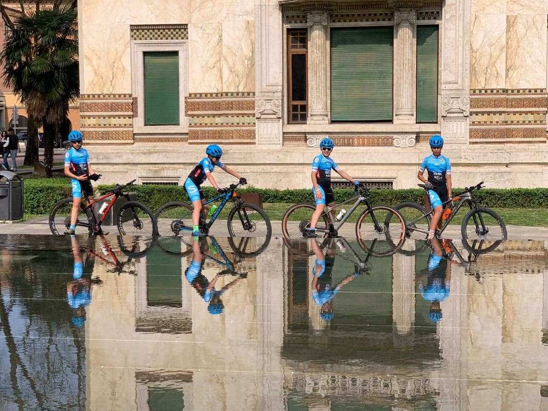 Cinghiali scuola ciclistica foto di Luigi Fiorone 