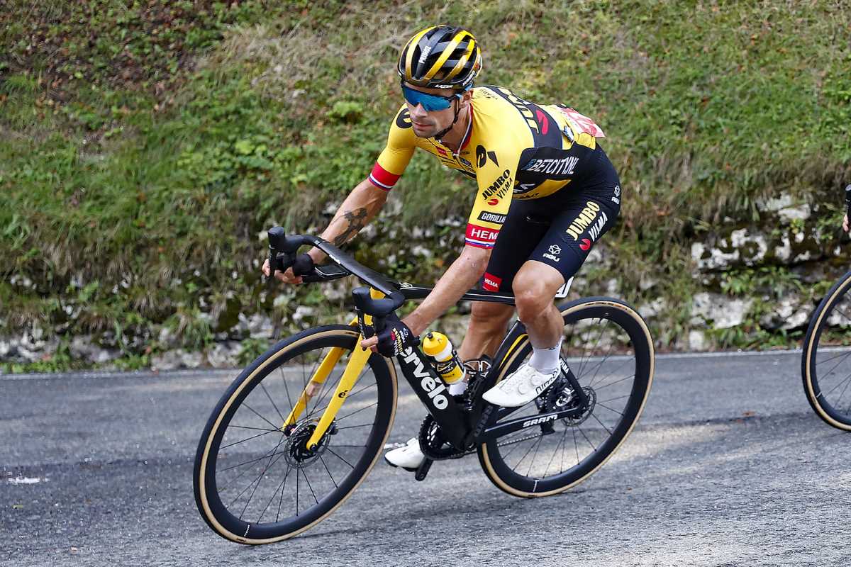 Roglic_Vuelta_Luis Angel Gomez SprintCyclingAgency2023