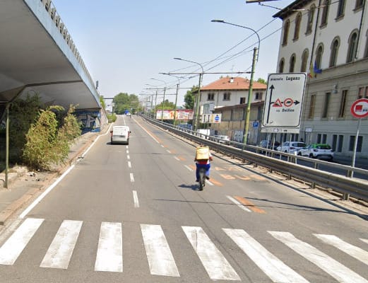 Salvini butta i ciclisti in mezzo alla strada (dopo)