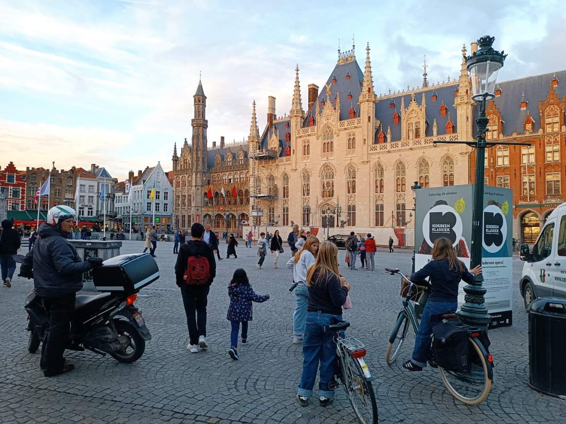 Bruges: una piacevole scoperta da esplorare a piedi e in bicicletta