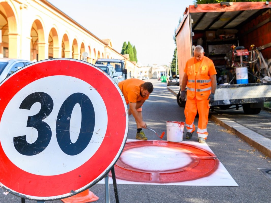 Bologna Città 30 interventi per la moderazione del traffico