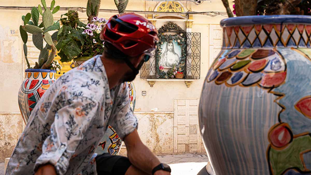 sicilia in bicicletta arte e cultura