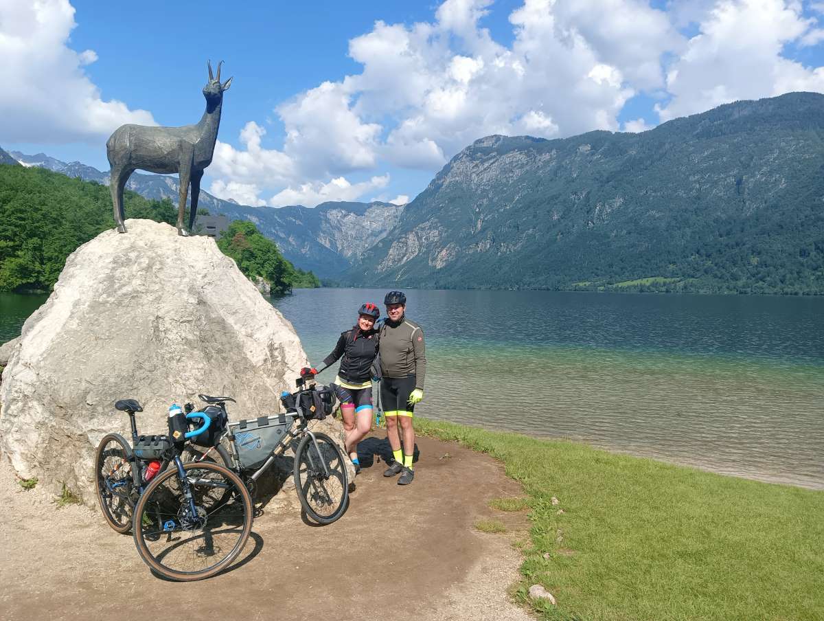 La Slovenia Occidentale in bicicletta: un viaggio incantevole tra castelli e laghi