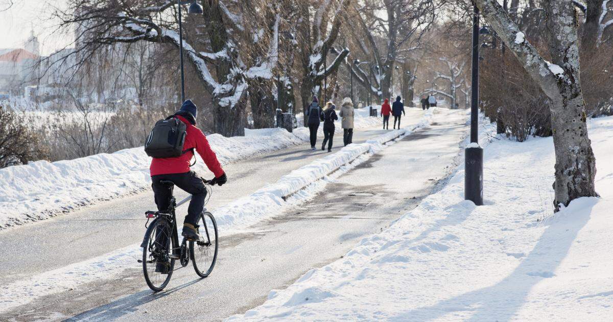Helsinki in bicicletta: una città sempre più ciclabile nonostante la neve e il freddo