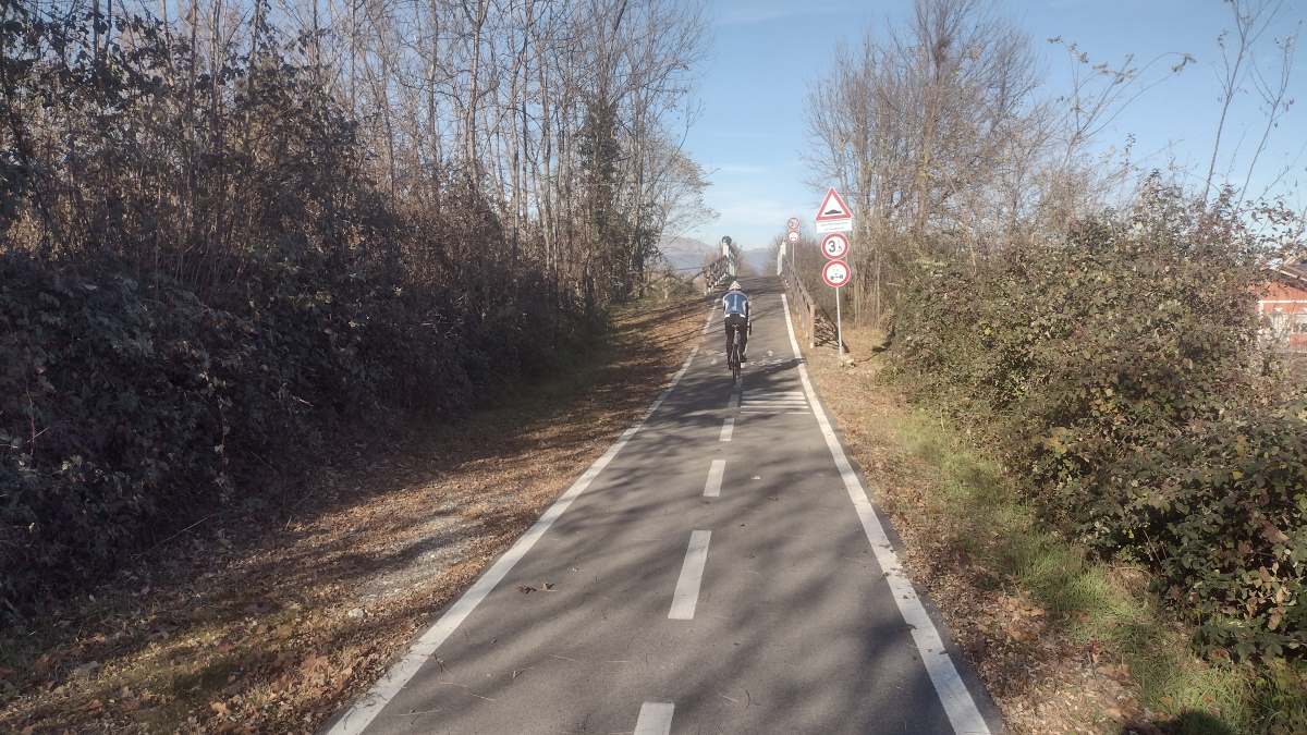 Via della Pietra 3 - cavalcavia - crediti