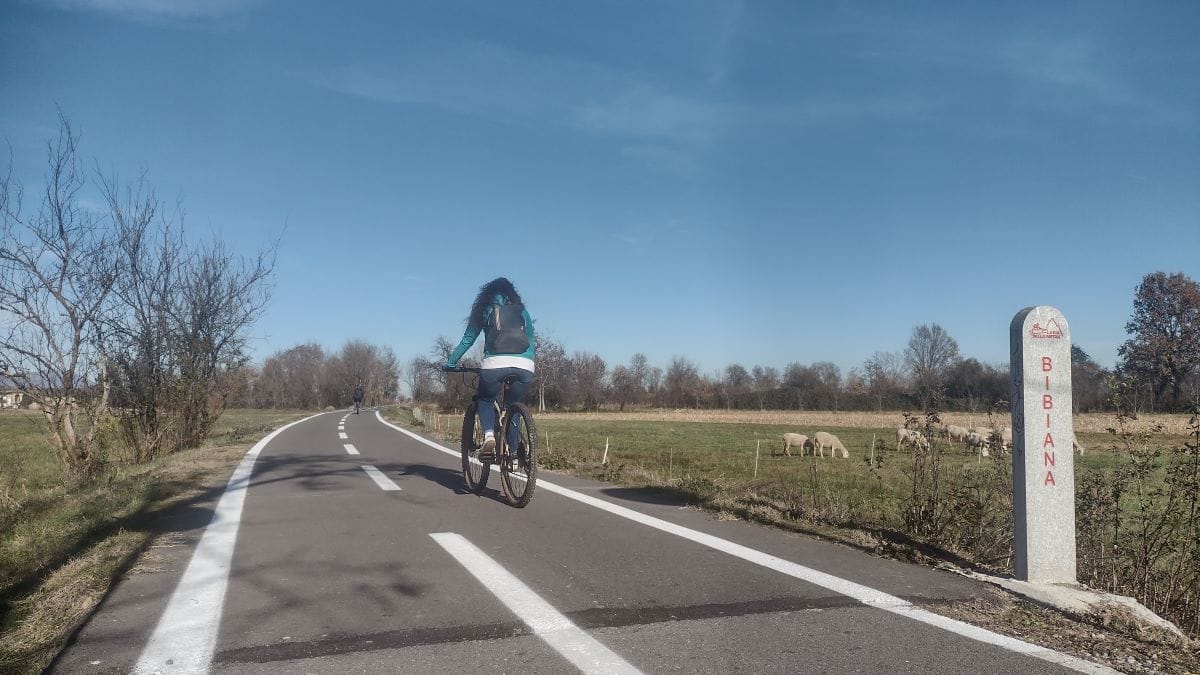 Via della Pietra 7 - ciclista - crediti Davide Mazzocco