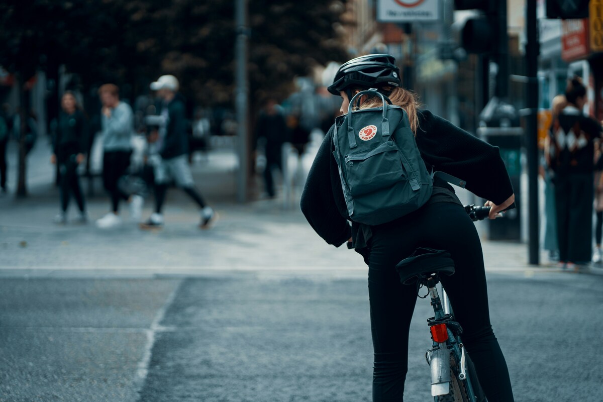 Andare in bici al lavoro è un antidoto contro le malattie mentali