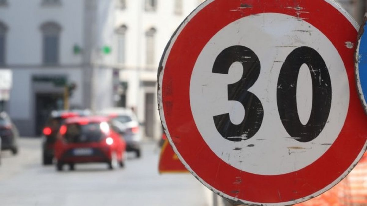 Bologna Città 30: nelle prime due settimane calano gli incidenti